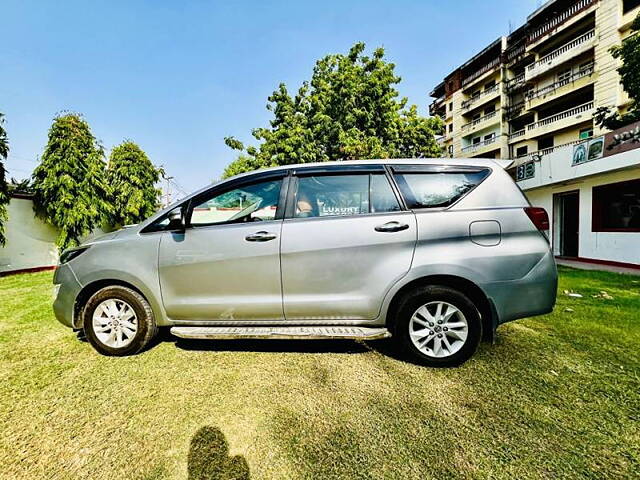 Used Toyota Innova Crysta [2016-2020] 2.4 V Diesel in Lucknow