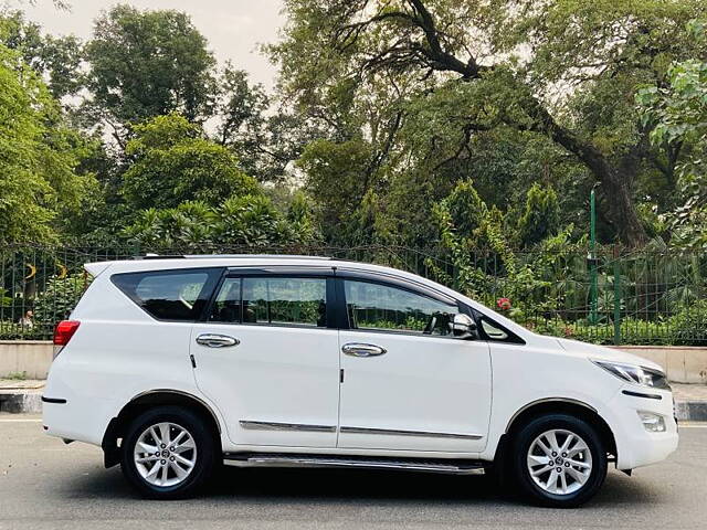 Used Toyota Innova Crysta [2016-2020] 2.4 GX 7 STR [2016-2020] in Delhi