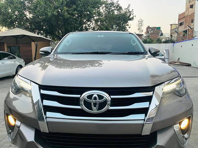 Used Toyota Fortuner [2016-2021] 2.8 4x2 AT [2016-2020] in Delhi