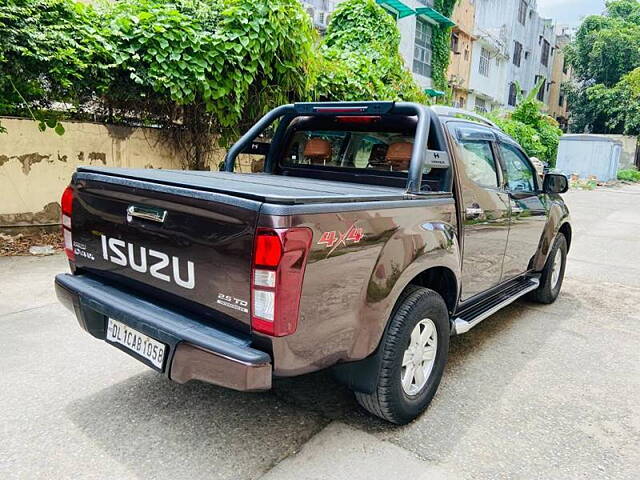 Used Isuzu D-Max V-Cross [2016-2018] 4x4 in Delhi