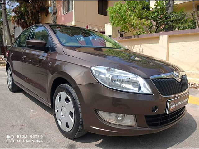 Used Skoda Rapid [2014-2015] 1.5 TDI CR Ambition AT in Bangalore