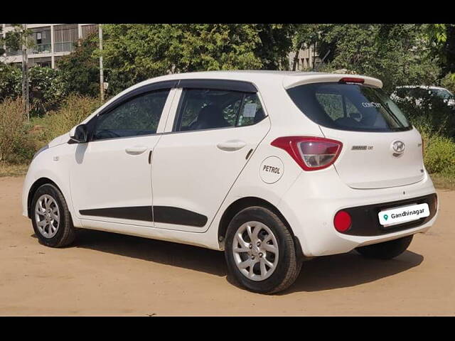 Used Hyundai Grand i10 Sportz (O) 1.2 Kappa VTVT [2017-2018] in Gandhinagar