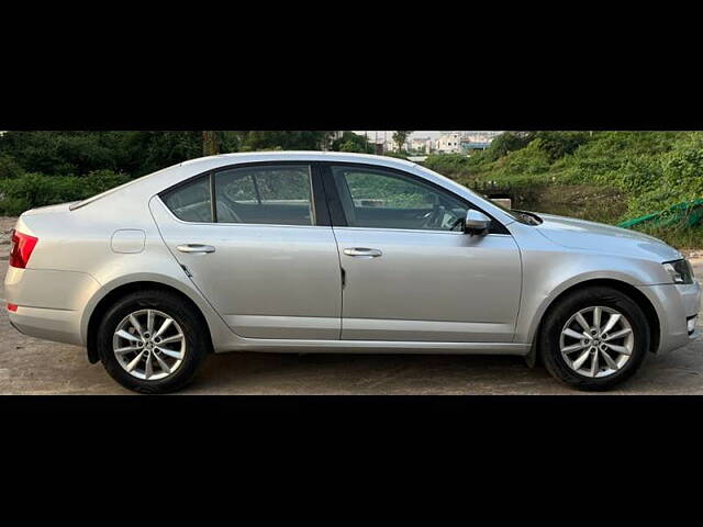 Used Skoda Octavia [2013-2015] Ambition 2.0 TDI in Vadodara