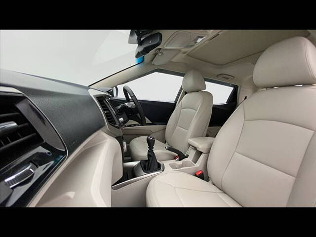 Used Mahindra XUV300 [2019-2024] W8 (O) 1.2 Petrol in Bangalore