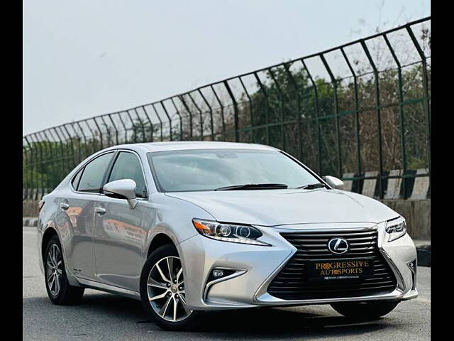 Used Lexus ES [2017-2018] 300h in Delhi