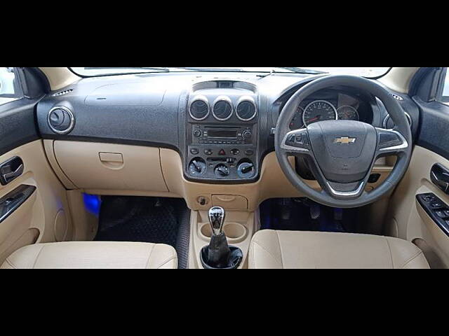 Used Chevrolet Enjoy 1.3 LTZ 8 STR in Nagpur