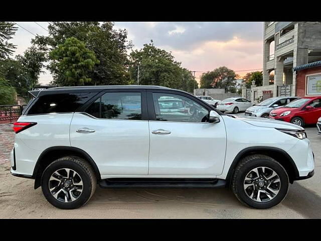 Used Toyota Fortuner Legender 2.8 4X2 AT in Jaipur