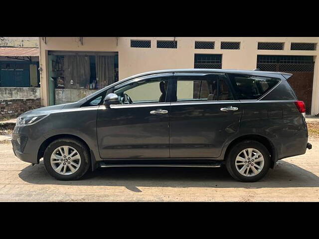 Used Toyota Innova Crysta [2016-2020] 2.4 VX 7 STR [2016-2020] in Kanpur