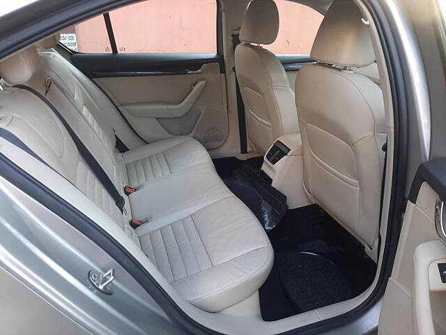 Used Skoda Octavia [2013-2015] Style 1.8 TSI AT in Bangalore