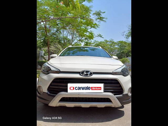 Used Hyundai i20 Active 1.2 SX in Lucknow