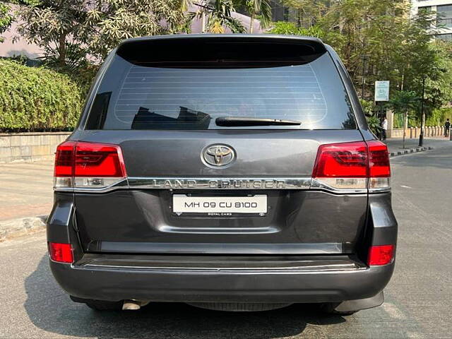 Used Toyota Land Cruiser [2009-2011] LC200 VX Premium 2 in Mumbai