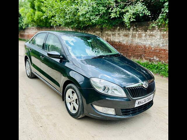 Used Skoda Rapid Style 1.6 MPI in Gurgaon