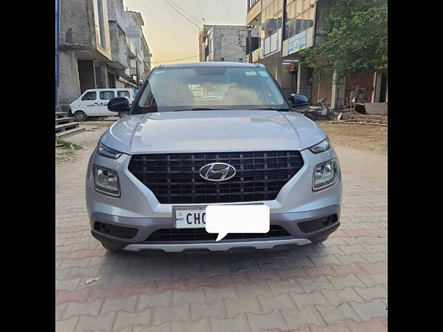 Used 2019 Hyundai Venue in Zirakpur