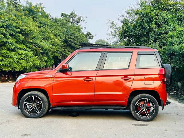 Used Mahindra TUV300 [2015-2019] T8 AMT mHAWK100 in Delhi