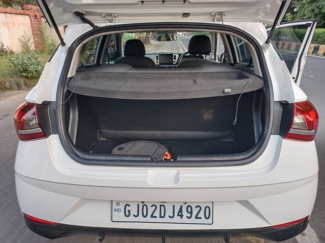 Used Hyundai i20 [2020-2023] Sportz 1.2 MT [2020-2023] in Ahmedabad