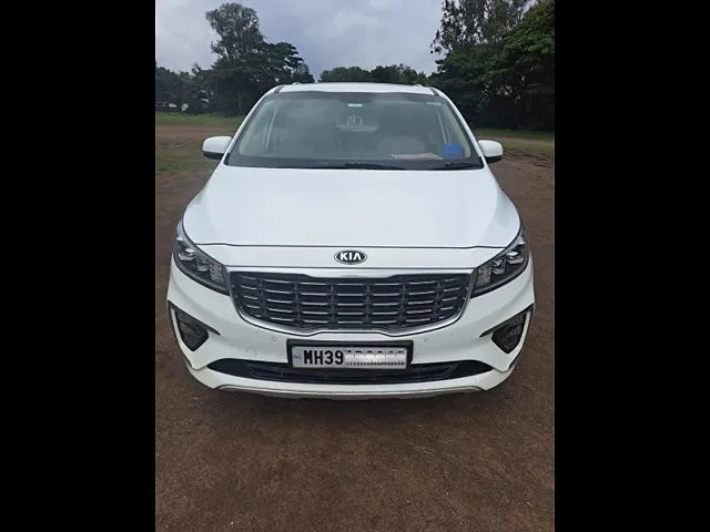 Used 2021 Kia Carnival in Nashik