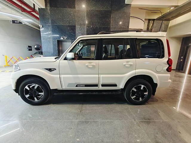 Used Mahindra Scorpio 2021 S11 in Ahmedabad