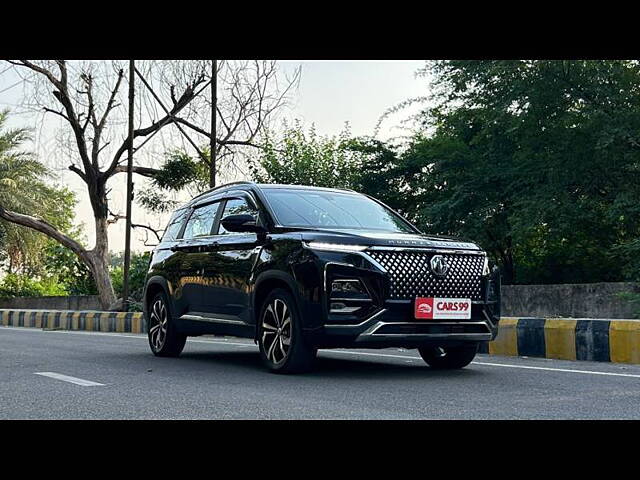 Used MG Hector Plus Sharp Pro 1.5 Turbo Petrol CVT 7 STR [2023] in Noida