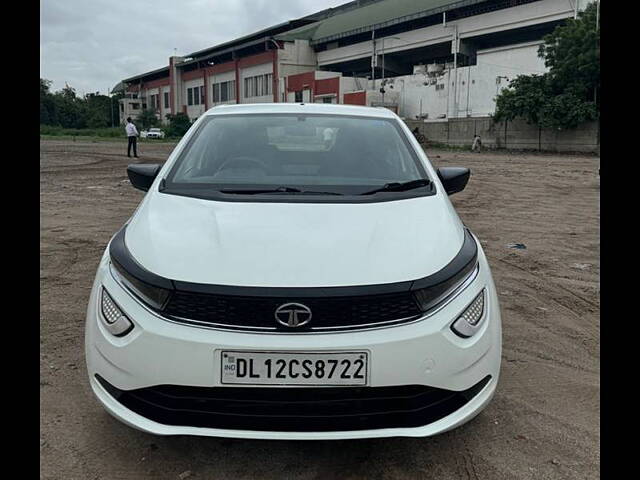 Used 2020 Tata Altroz in Delhi