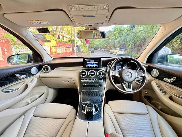 Used Mercedes-Benz GLC [2019-2023] 220d 4MATIC Progressive [2019-2021] in Mumbai