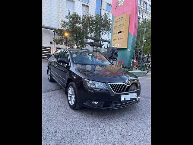 Used 2015 Skoda Superb in Delhi