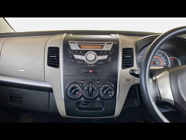 Used Maruti Suzuki Wagon R 1.0 [2014-2019] VXI in Lucknow