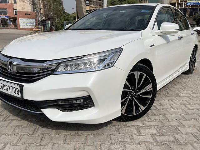 Used Honda Accord Hybrid in Delhi