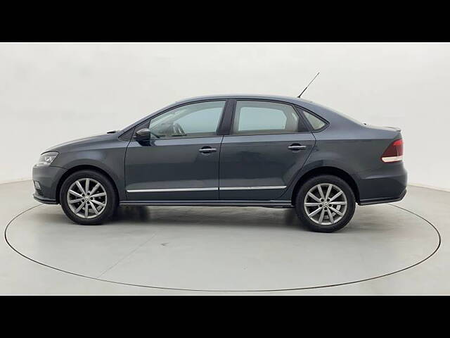 Used Volkswagen Vento [2015-2019] Highline Plus 1.2 (P) AT 16 Alloy in Chennai