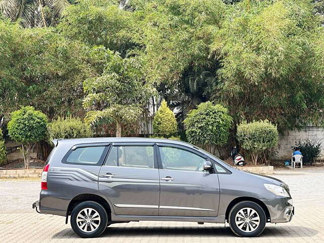 Used Toyota Innova [2013-2014] 2.5 VX 7 STR BS-IV in Bangalore