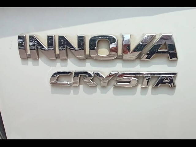 Used Toyota Innova Crysta [2016-2020] 2.4 G 7 STR [2016-2017] in Kanpur