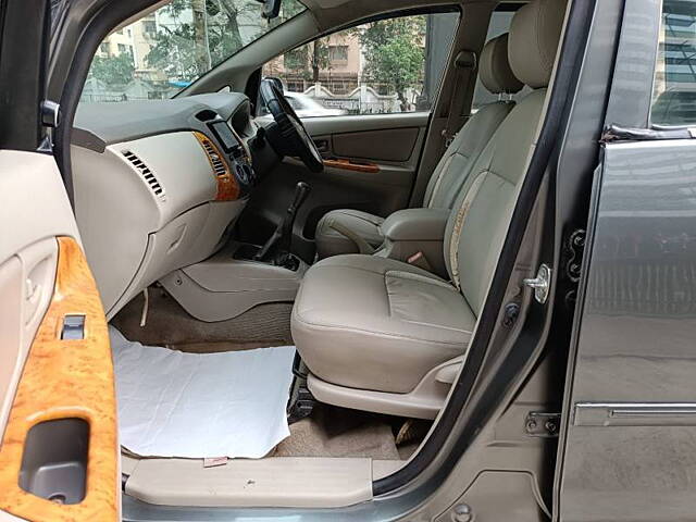 Used Toyota Innova [2012-2013] 2.5 G 8 STR BS-III in Mumbai