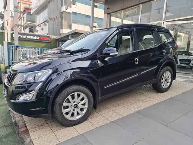 Used Mahindra XUV500 [2015-2018] W10 in Lucknow