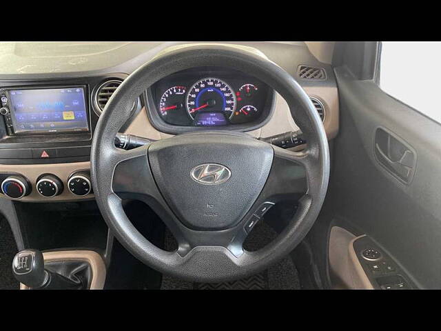 Used Hyundai Grand i10 Magna 1.2 Kappa VTVT in Ahmedabad