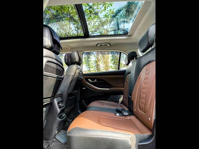 Used Hyundai Alcazar [2021-2023] Signature (O) 7 Seater 1.5 Diesel AT in Kolkata