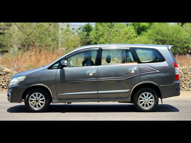 Used Toyota Innova [2013-2014] 2.5 ZX 7 STR BS-IV in Nashik