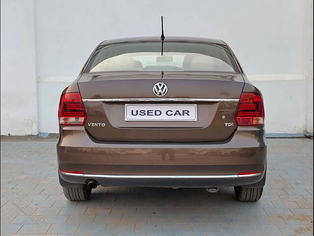 Used Volkswagen Vento [2014-2015] Highline Diesel AT in Ahmedabad