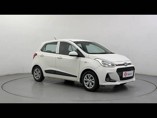 Used Hyundai Grand i10 Magna 1.2 Kappa VTVT CNG in Ahmedabad