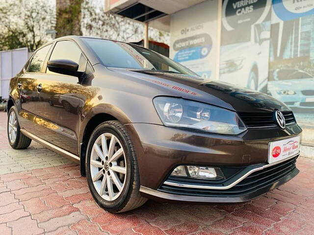 Used Volkswagen Ameo Highline Plus 1.5L AT (D)16 Alloy in Ahmedabad