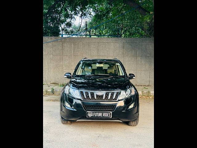 Used 2017 Mahindra XUV500 in Delhi