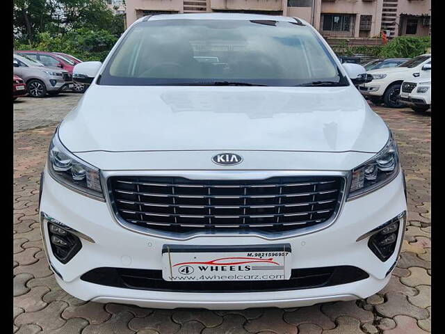 Used 2020 Kia Carnival in Mumbai