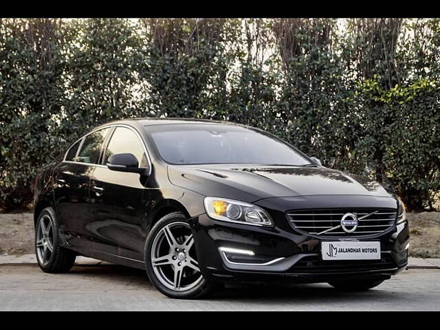 Used Volvo S60 [2015-2020] Momentum [2015-2020] in Delhi