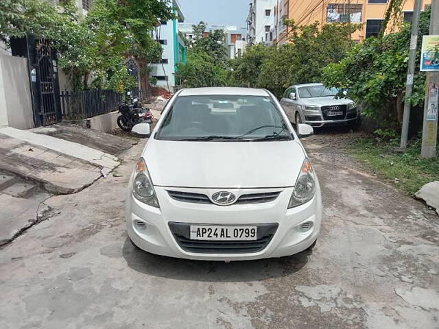 Used Hyundai i20 [2010-2012] Sportz 1.4 CRDI in Hyderabad