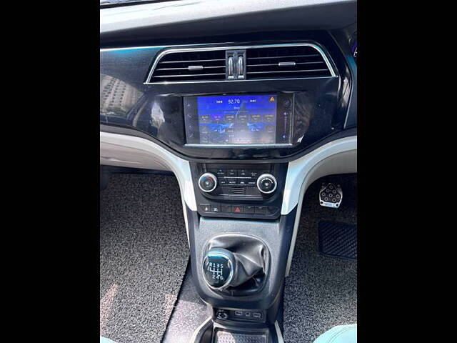 Used Mahindra Marazzo [2018-2020] M8 7 STR in Thane