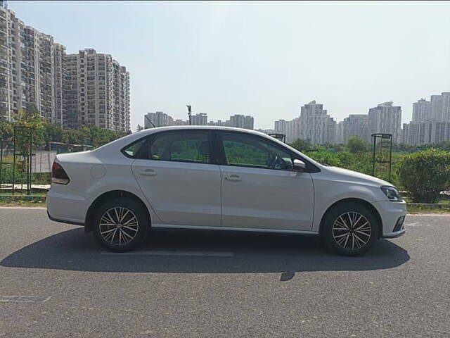 Used Volkswagen Vento [2014-2015] Highline Petrol AT in Noida