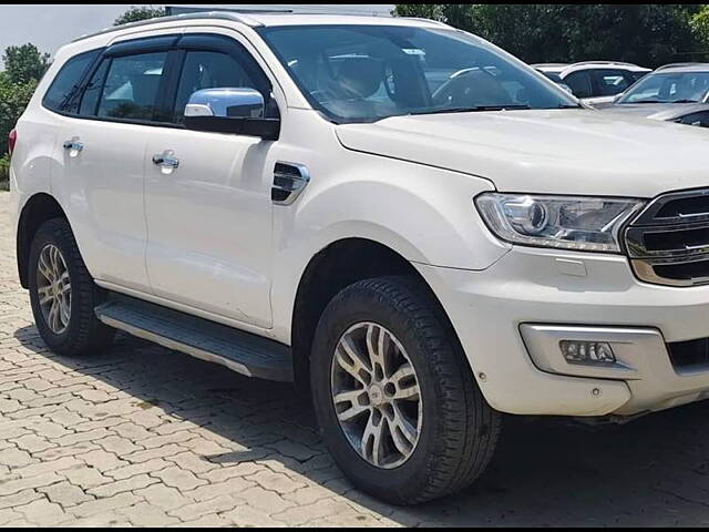 Used Ford Endeavour [2016-2019] Titanium 3.2 4x4 AT in Jalgaon