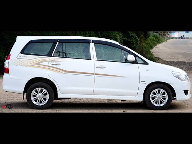 Used Toyota Innova [2009-2012] 2.5 GX 8 STR in Ahmedabad