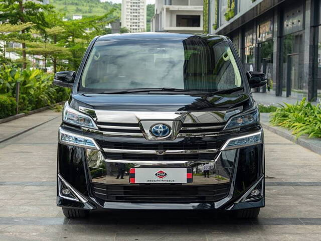 Used 2023 Toyota Vellfire in Pune