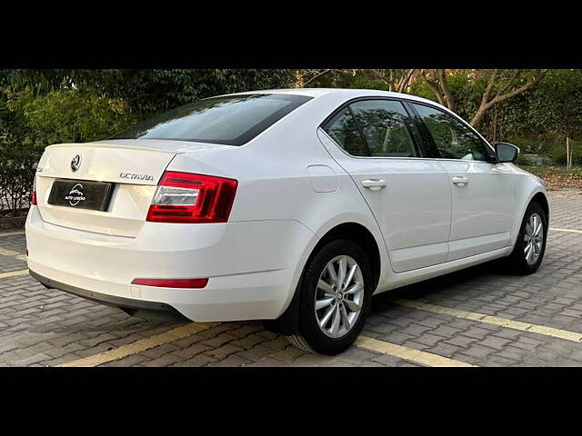 Used Skoda Octavia [2013-2015] Style 1.8 TSI AT in Gurgaon