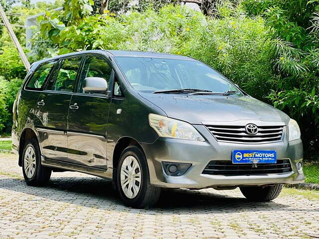 Used Toyota Innova [2012-2013] 2.5 GX 8 STR BS-III in Ahmedabad