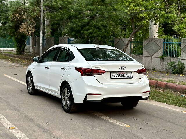 Used Hyundai Verna [2017-2020] SX (O) 1.6 VTVT AT in Delhi